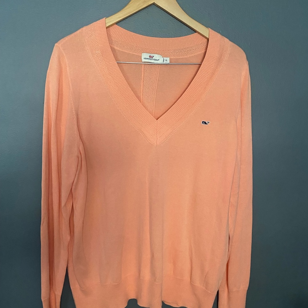Vineyard Vines sweater